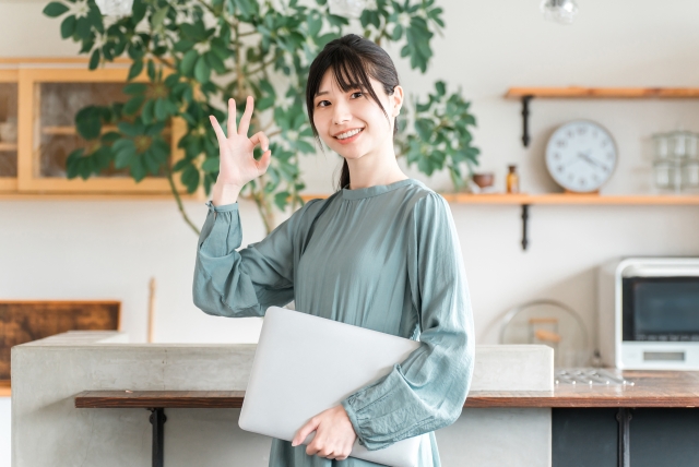 吸着加工や滑り止め加工がされている置くだけフロア