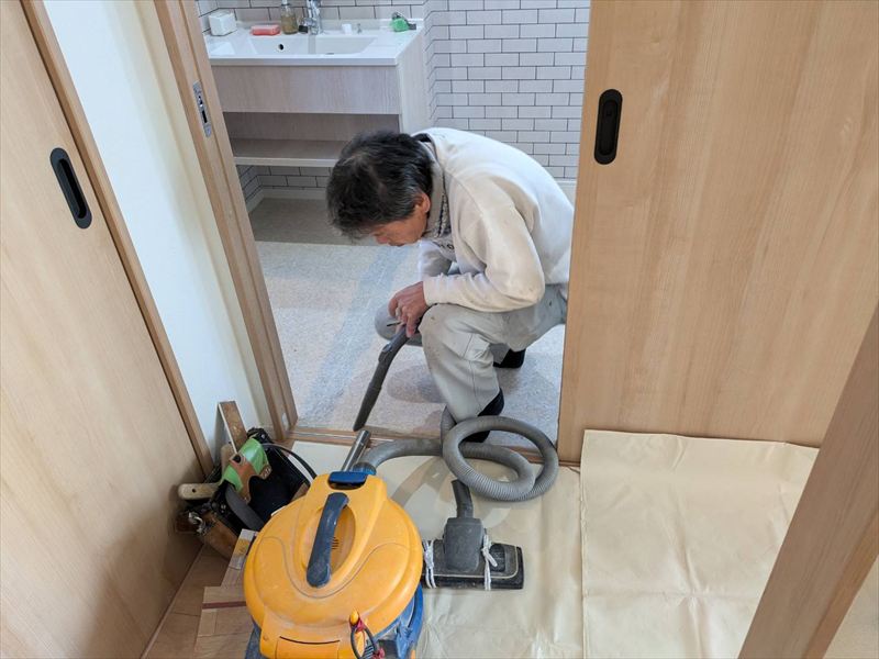 撤去後の端部の掃除