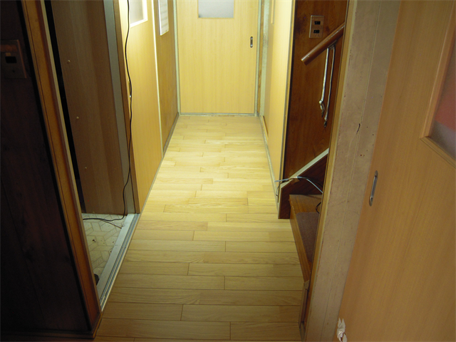 フローリング増し張り完工