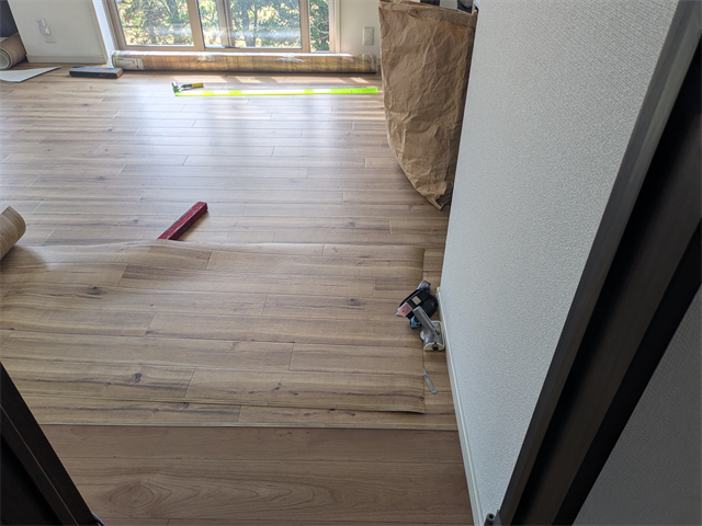 ペット向けクッションフロアのカット