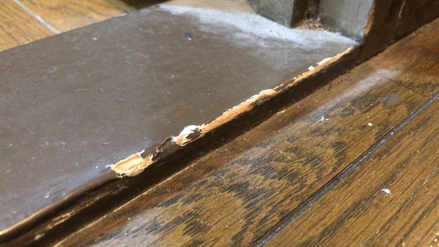 床の敷居の劣化