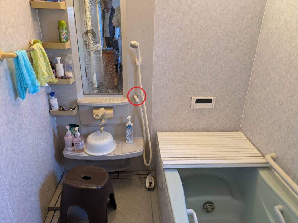 水漏れの原因となったシャワー水栓