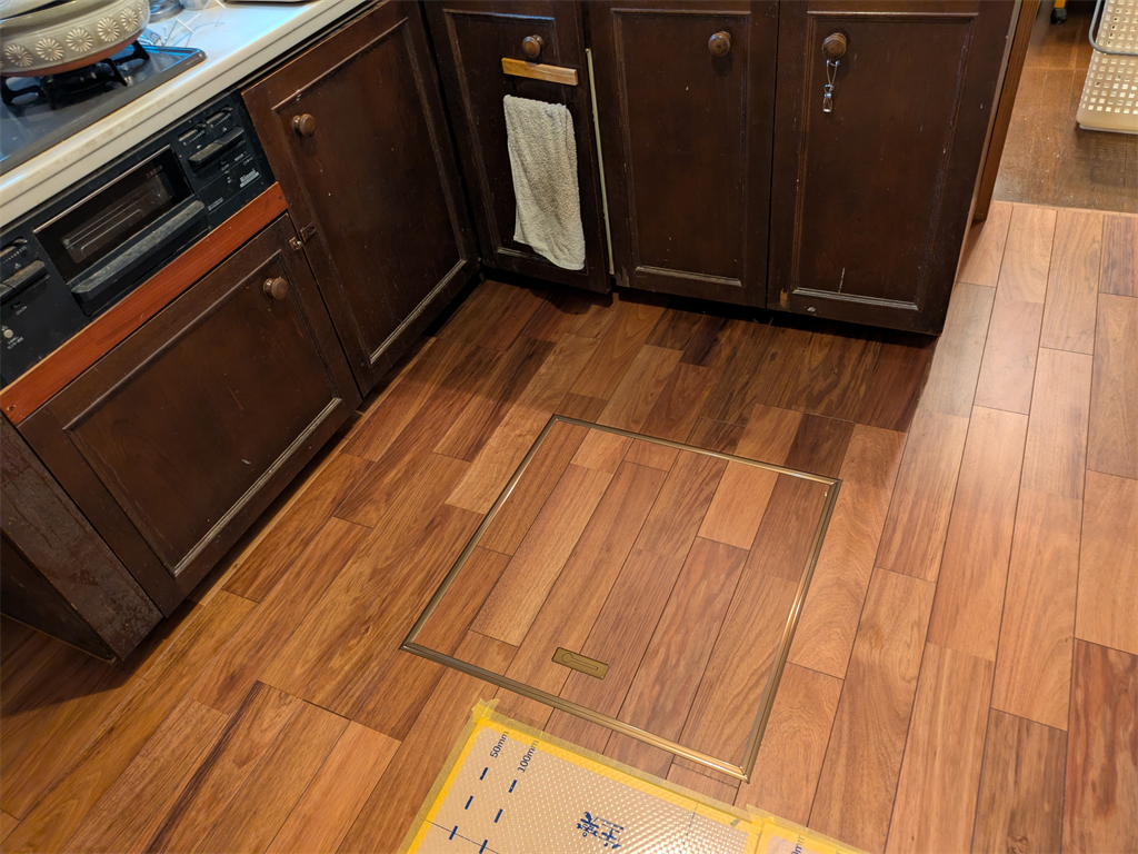 床下収納庫の交換完了