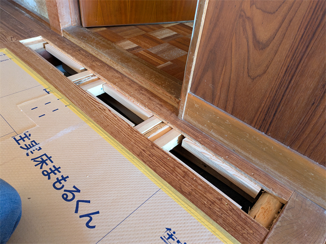 床下の根太の補強後