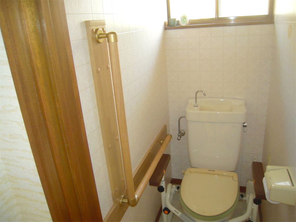 トイレの手すり