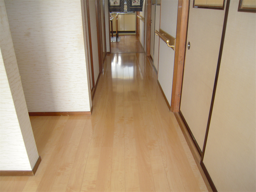 介護保険の住宅改修での床の増し張り工事後