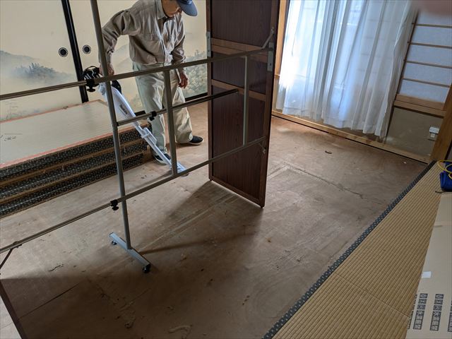 畳下の下地の掃除